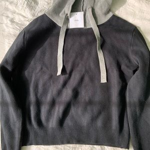 cropped adika hoodie